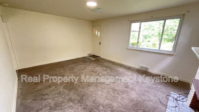 Building Photo - 2509 Farkas Pl
