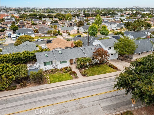 Building Photo - 4827 Newton St