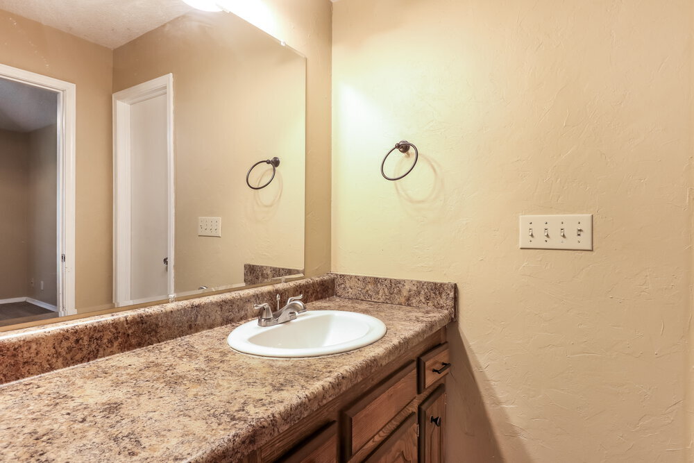 Building Photo - 8117 Turtle Dove Dr