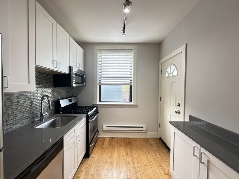 Building Photo - 2328.5 N Rockwell St
