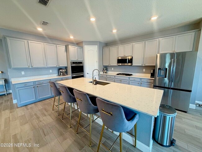 Building Photo - 92 Carina Trl