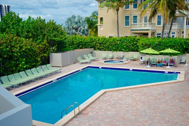 Building Photo - 4748 S Ocean Blvd