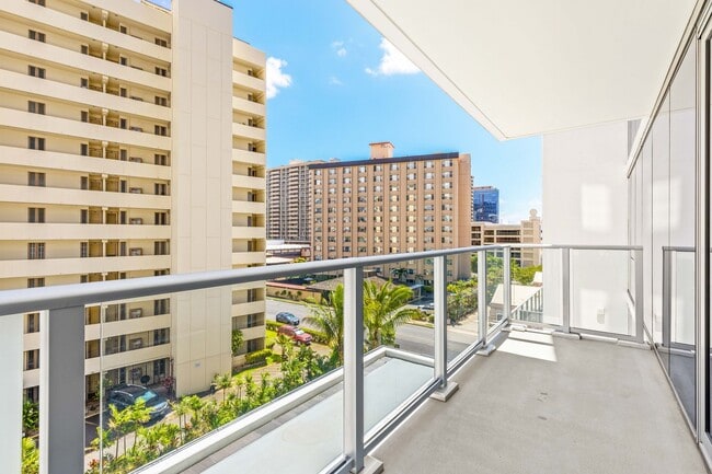 Building Photo - Brand FULLY FURNISHED New 1 Bedroom | 1 Bathroom The Park on Keeamoku