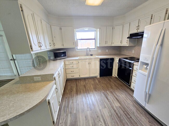 Building Photo - 1219 Gemini Cir