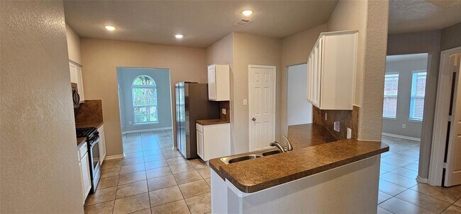Building Photo - 5003 Colony Hurst Trail