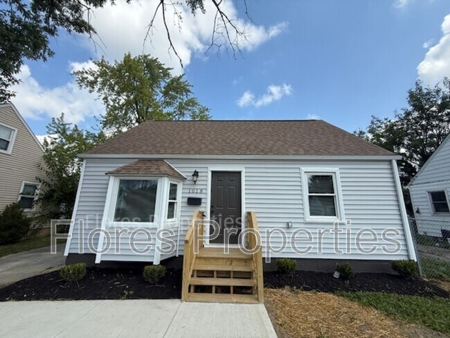 Building Photo - 1018 Urana Ave