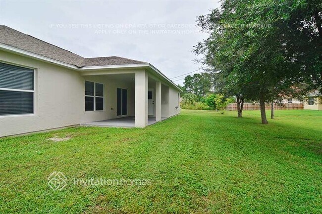 Building Photo - 4273 SW McClellen St