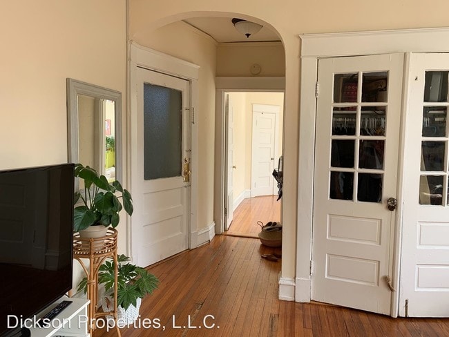 Building Photo - 2712 Grove Ave