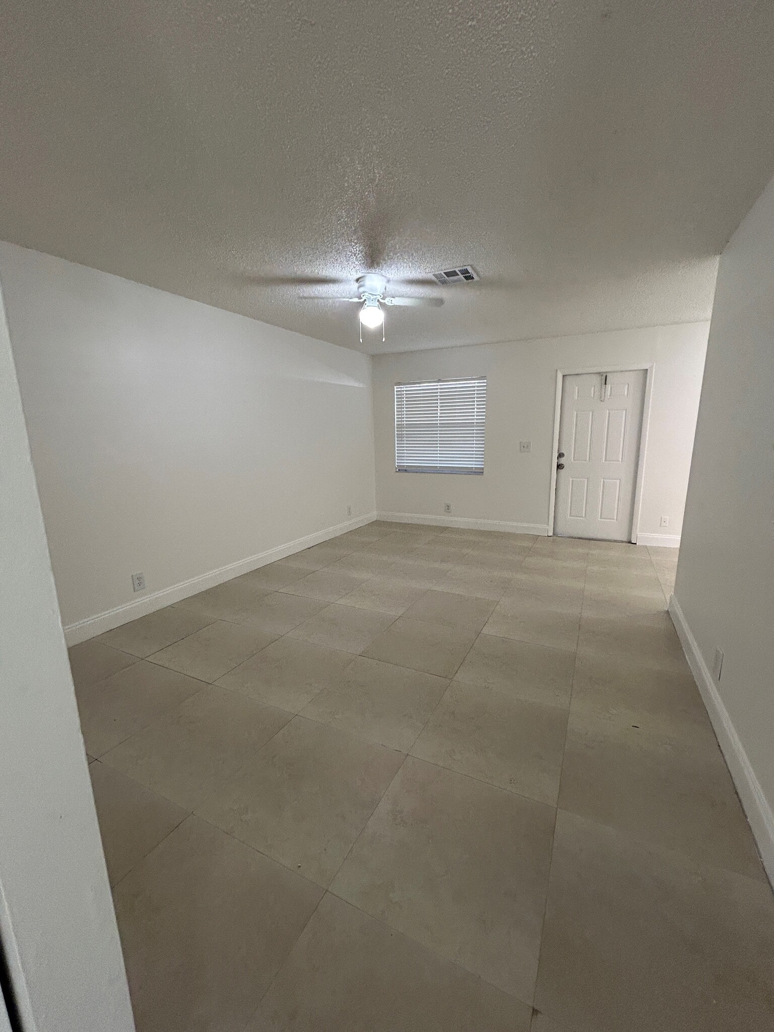 Building Photo - 1115 19th Ave N