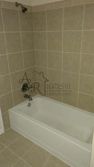 Building Photo - 1304 S Joplin St