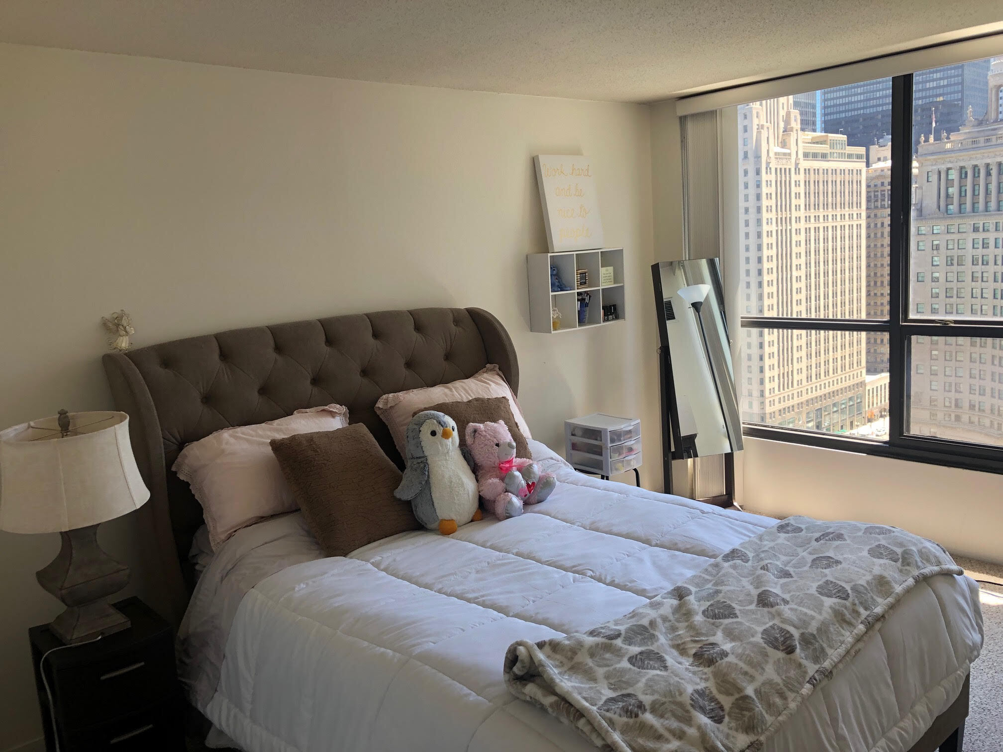 Building Photo - 405 N Wabash Ave