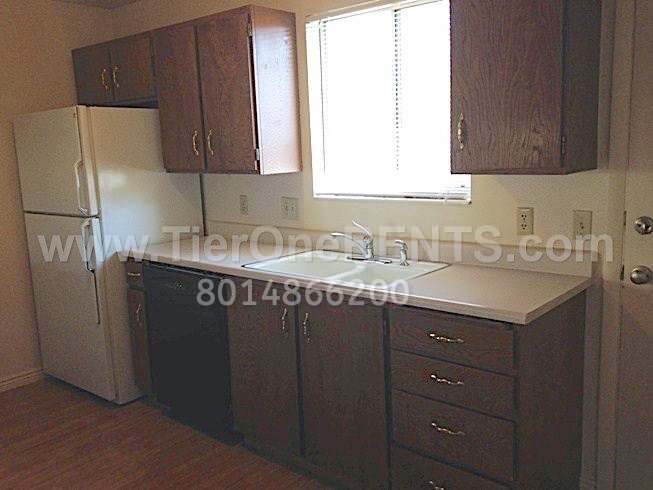 Building Photo - NO DEPOSIT option available for qualified renters!