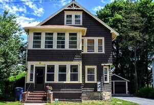 Building Photo - 81 Fletcher St