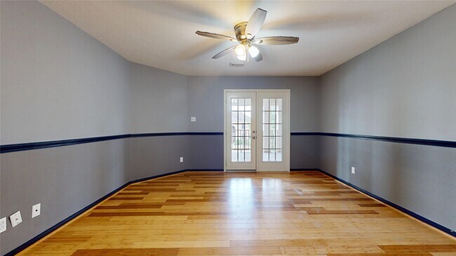 Building Photo - 21050 Florette Ln