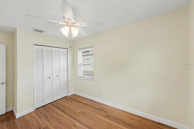 Building Photo - 9605 N Edison Ave