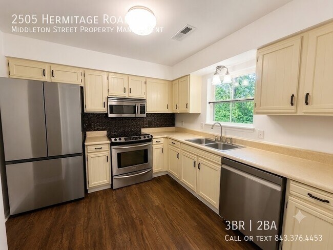 Building Photo - 2505 Hermitage Rd