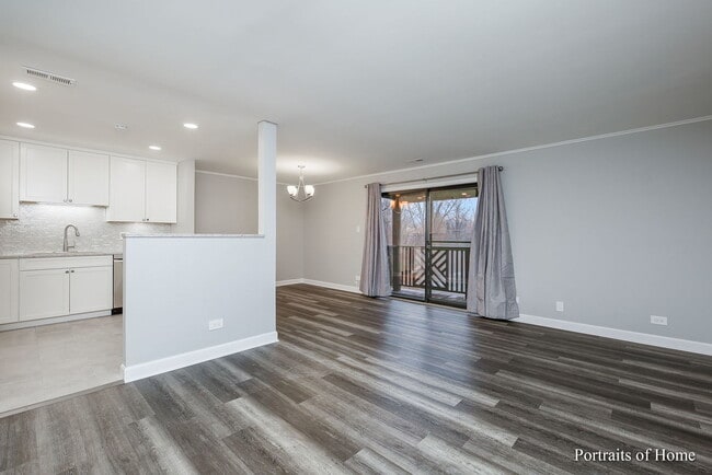 Building Photo - 1780 Gloucester Ct