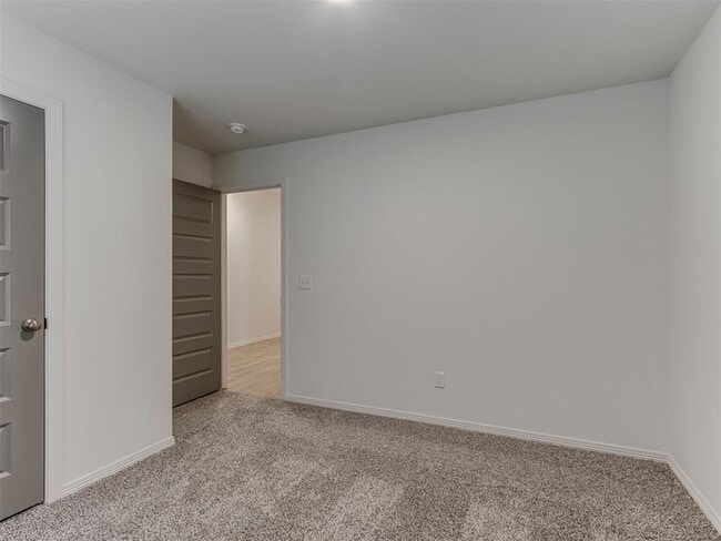 Building Photo - 10653 SW 18th St