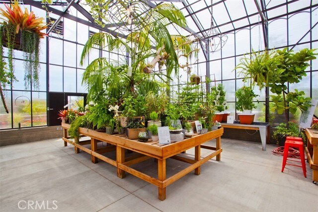 Building Photo - 154 Pavilion