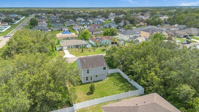 Building Photo - 303 Anchovie Ct