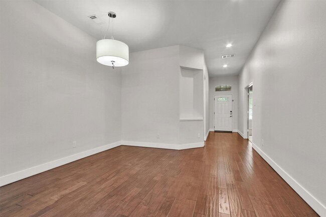 Building Photo - 119 S Star Ridge Cir