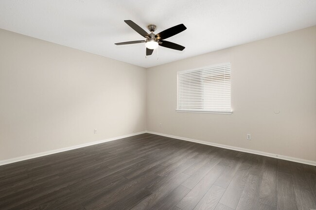 Building Photo - 21039 Vista Trail Ct