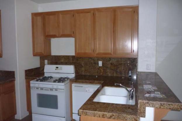 Building Photo - 41845 Davenport Way