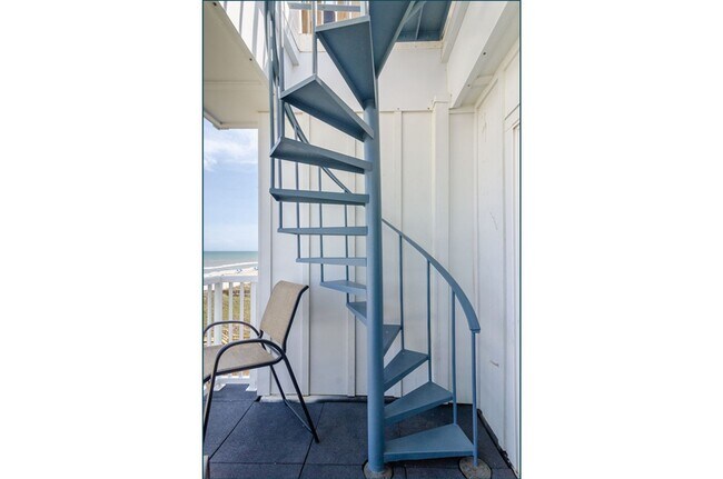 Building Photo - 201 Carolina Beach Ave S