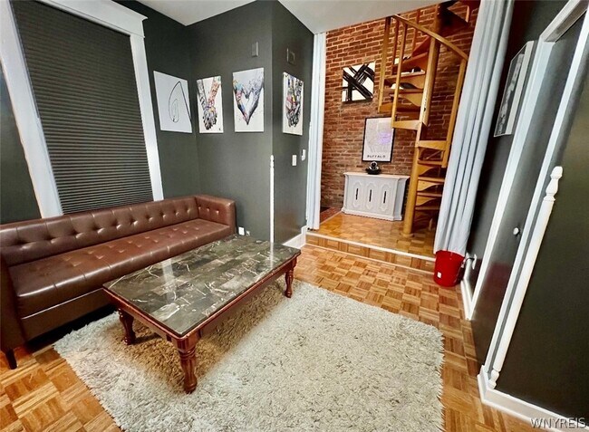 Building Photo - 25 Whitney Pl