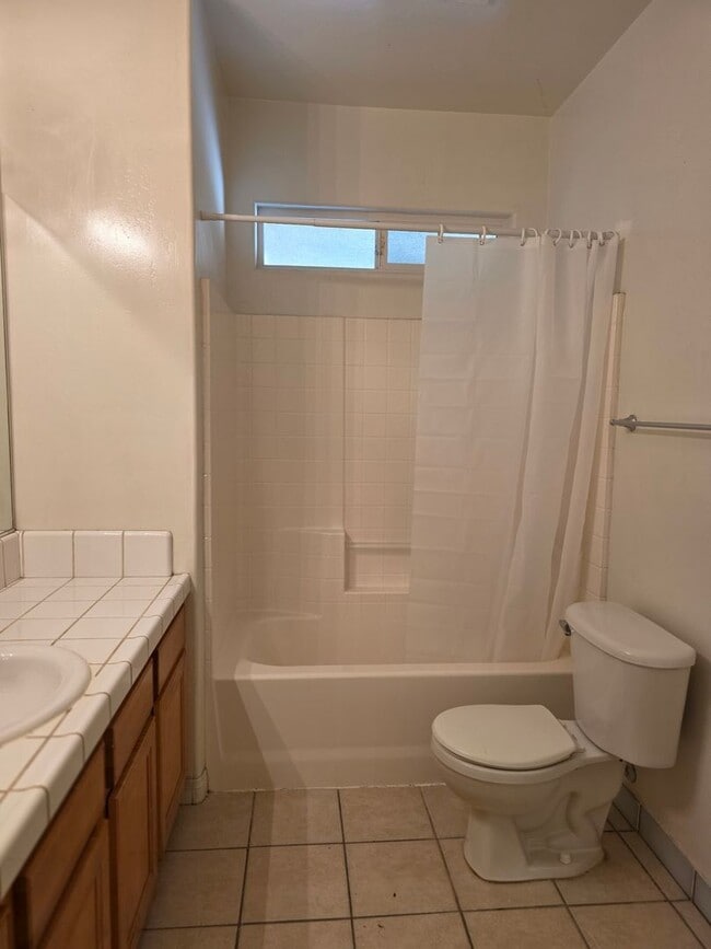 Building Photo - 2705 Granite Ridge Pl