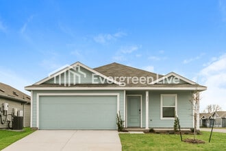 Building Photo - 537 Waymaker Wy