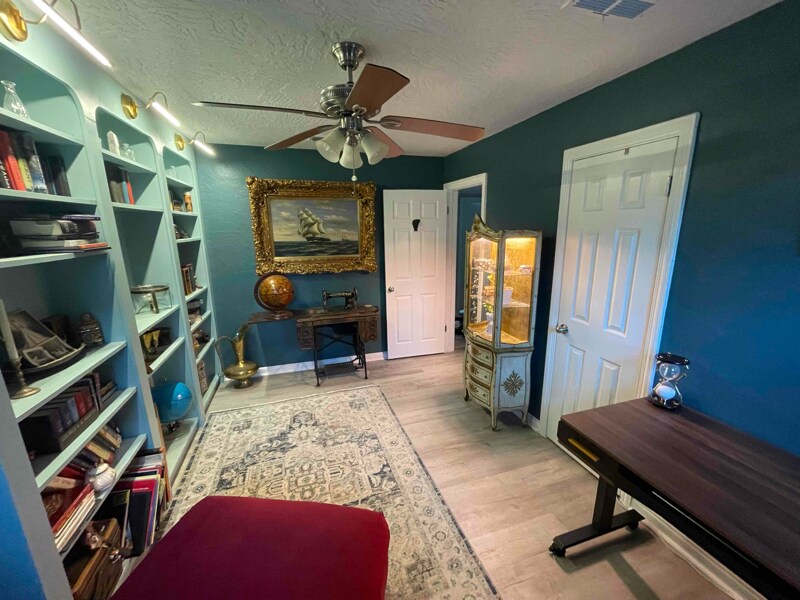 Building Photo - 1465 15th St S