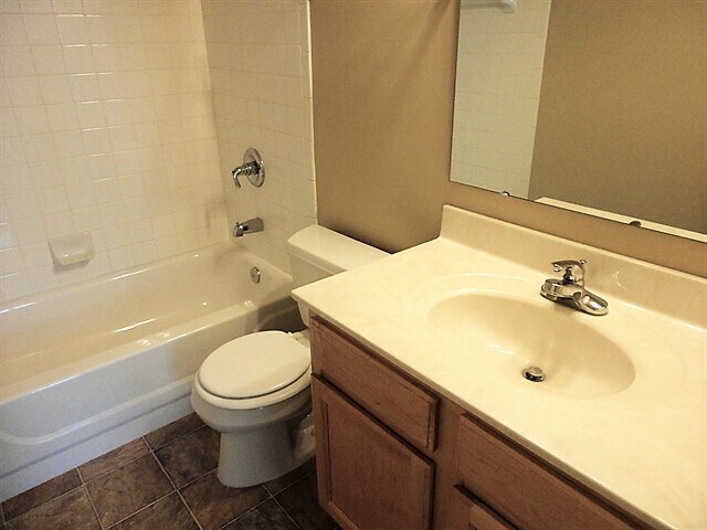 Building Photo - 7910 Palmaro Cir