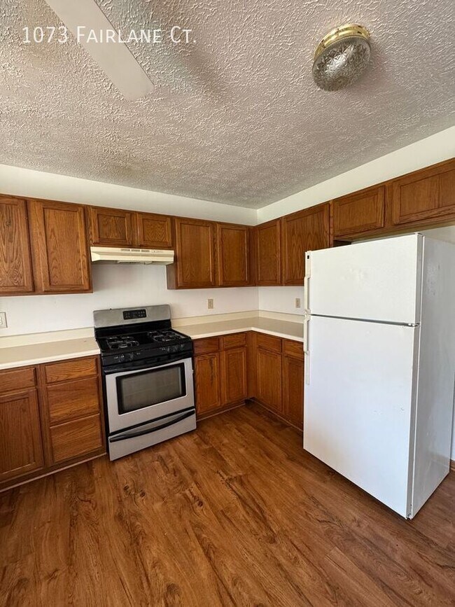 Building Photo - 1073 Fairlane Ct