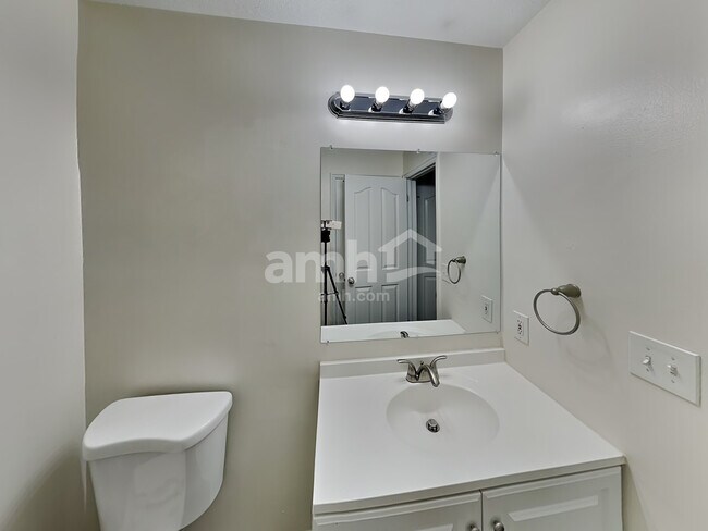Building Photo - 2789 W 1100 N