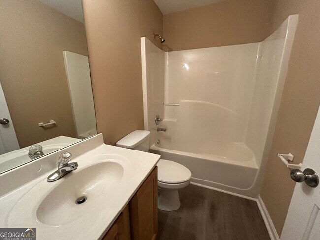 Building Photo - 5730 Sterling Ct