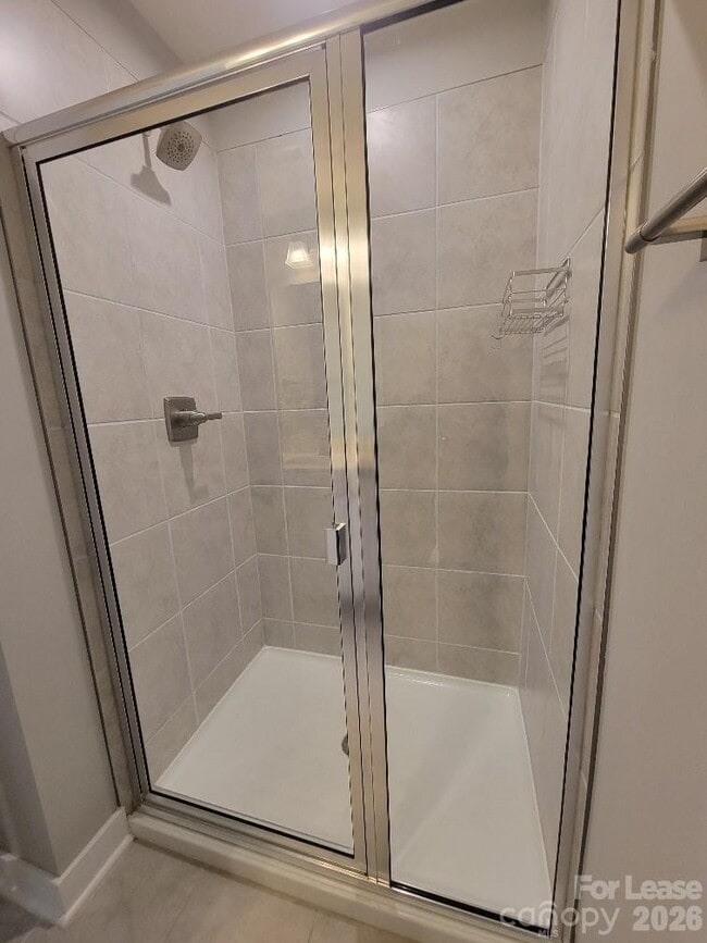 Building Photo - 3633 S Tryon St