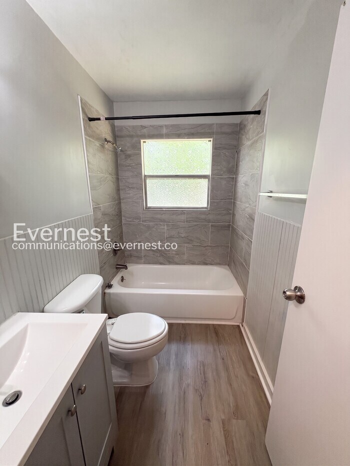 Building Photo - 6631 Baldwin Ct