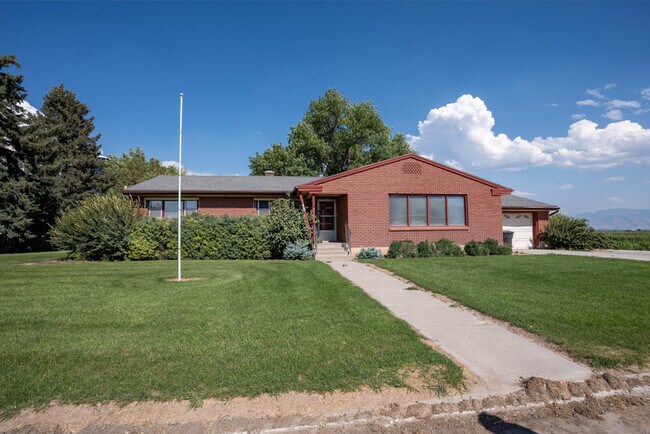 Building Photo - 182 S 800 E