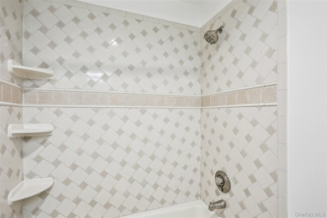 Building Photo - 3208 Villa at the Woods