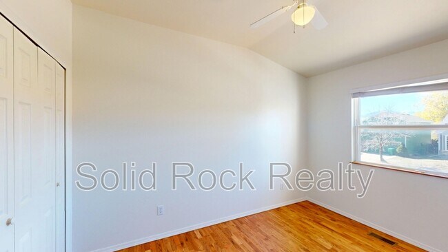 Building Photo - 8315 St Helena Dr