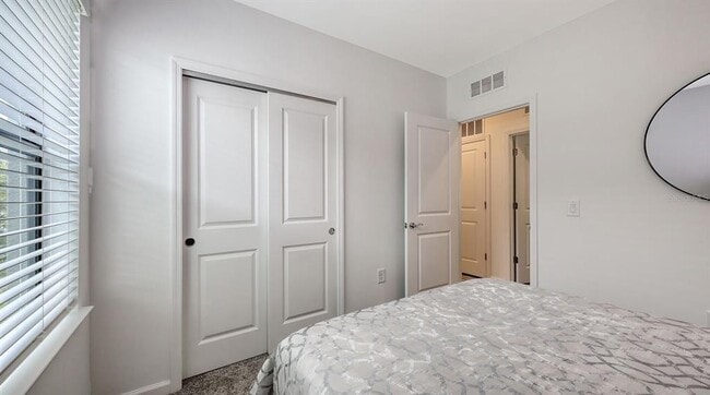 Building Photo - 6476 Silverstar Dr