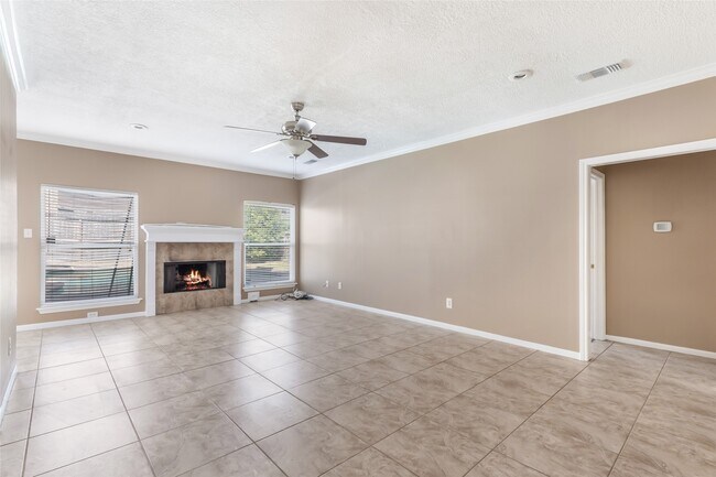 Building Photo - 16222 Rutley Cir