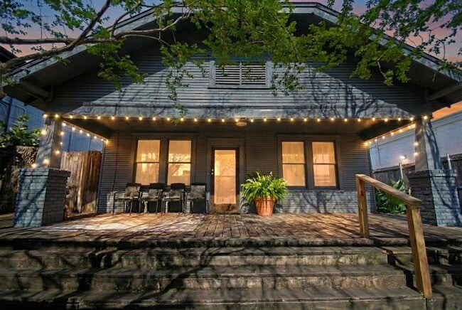 Building Photo - 1110 Missouri St