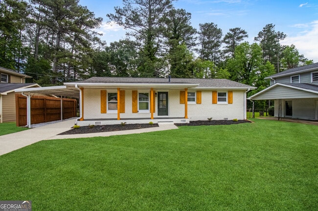 Building Photo - 2148 Green Forrest Dr