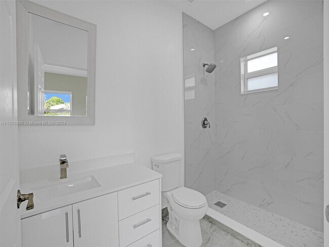 Building Photo - 14519 SW 272nd St