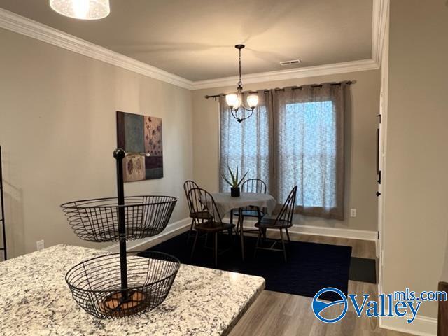 Building Photo - 136 Gardencove Cir