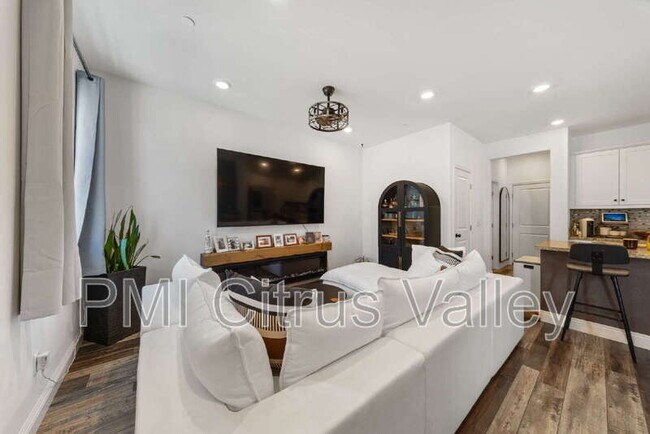 Building Photo - 34495 Agave Dr