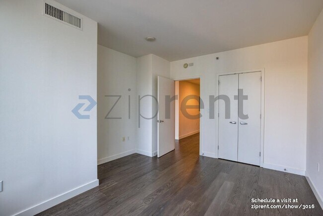 Building Photo - 338 Spear St