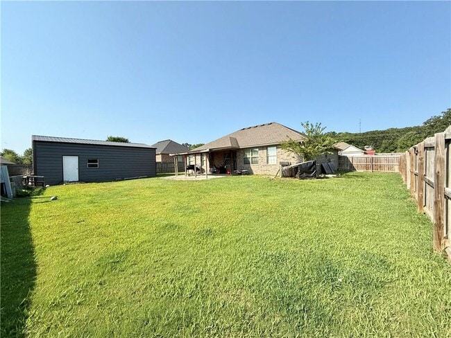 Building Photo - 1140 Willow Oak
